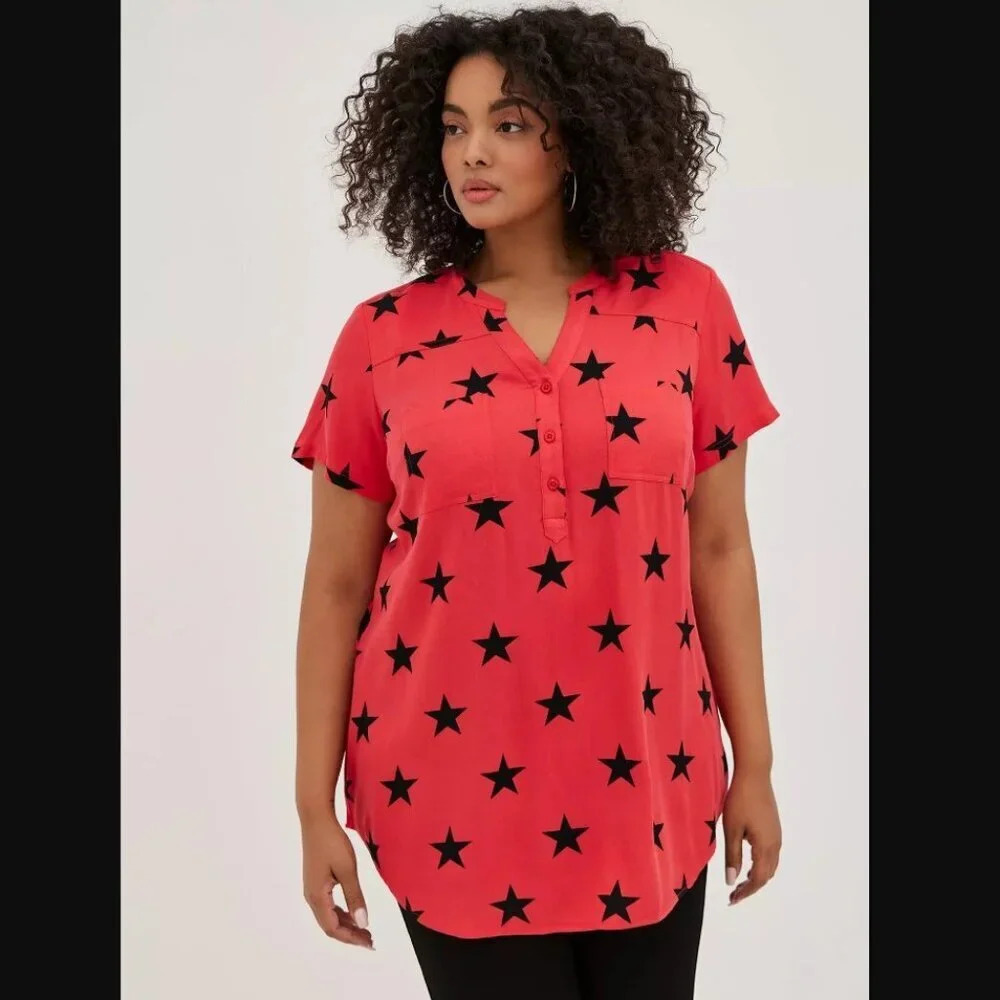 Torrid Harper Rayon Twill Pullover Short Sleeve Tunic Blouse